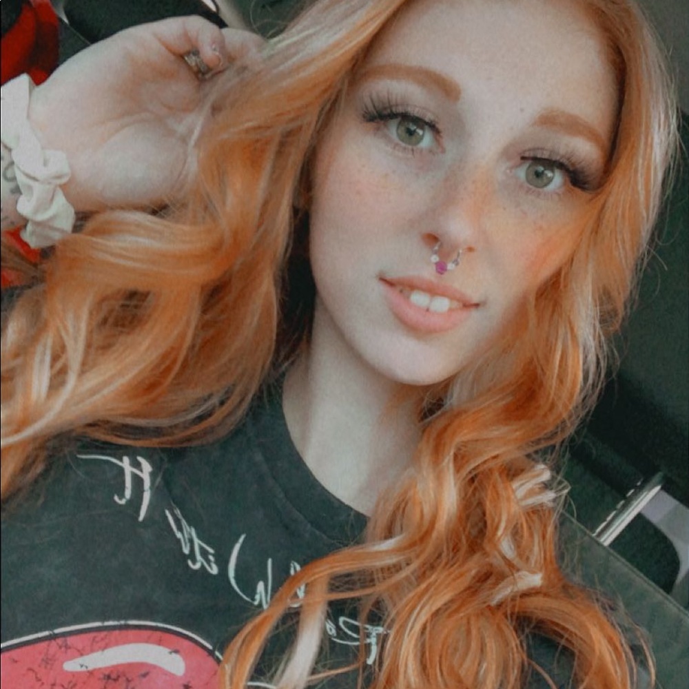 Meet your Posher, Courtney